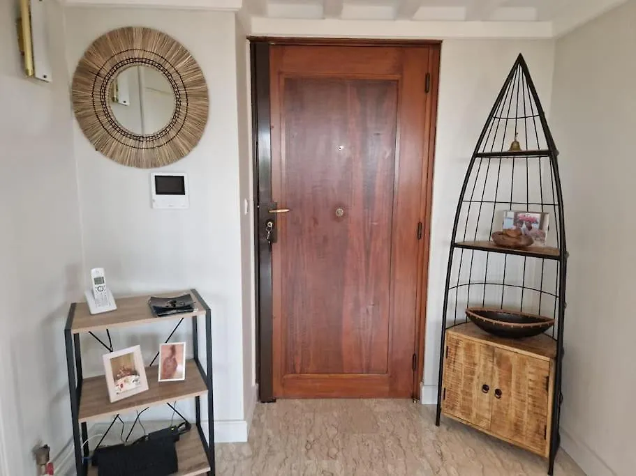 T3 Terrasse Avignon Intramuros Wifi 4 Personnes France