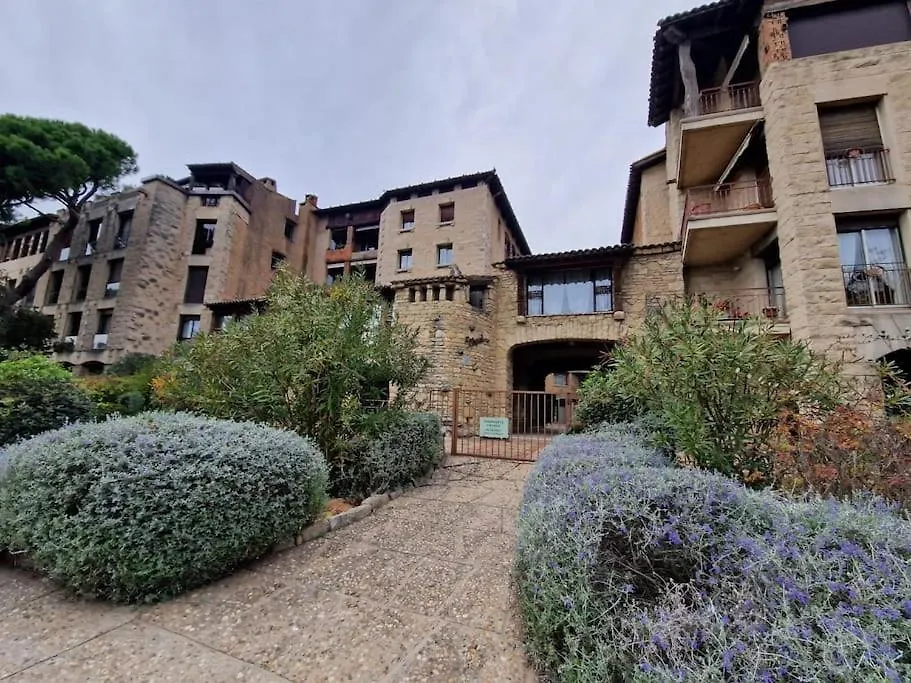 T3 Terrasse Avignon Intramuros Wifi 4 Personnes Apartment